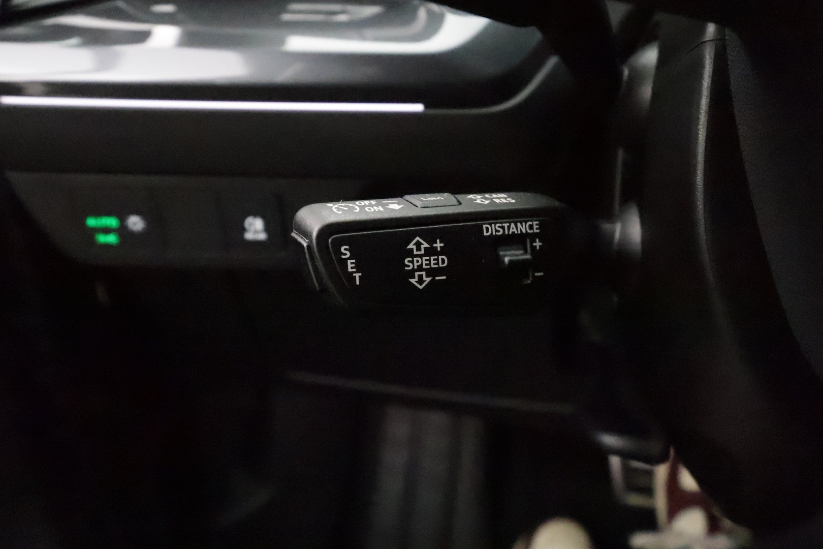 AUDI Q4 e-tron 2022