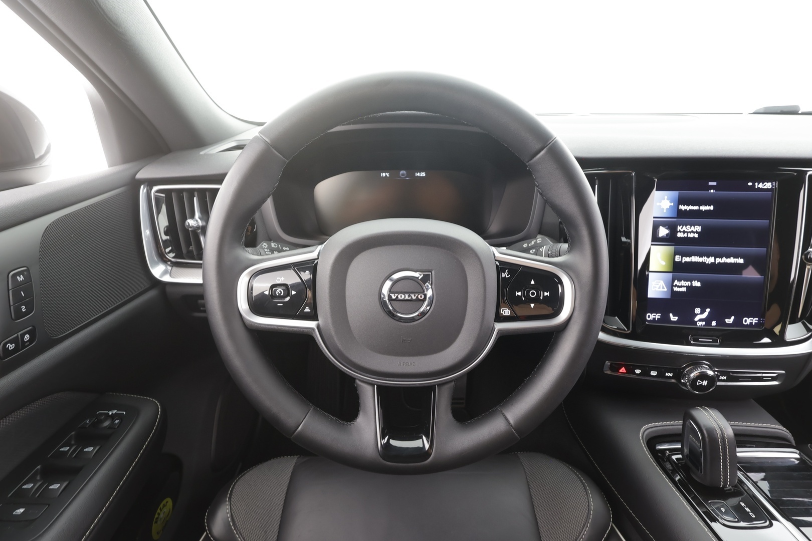 VOLVO V60 2022