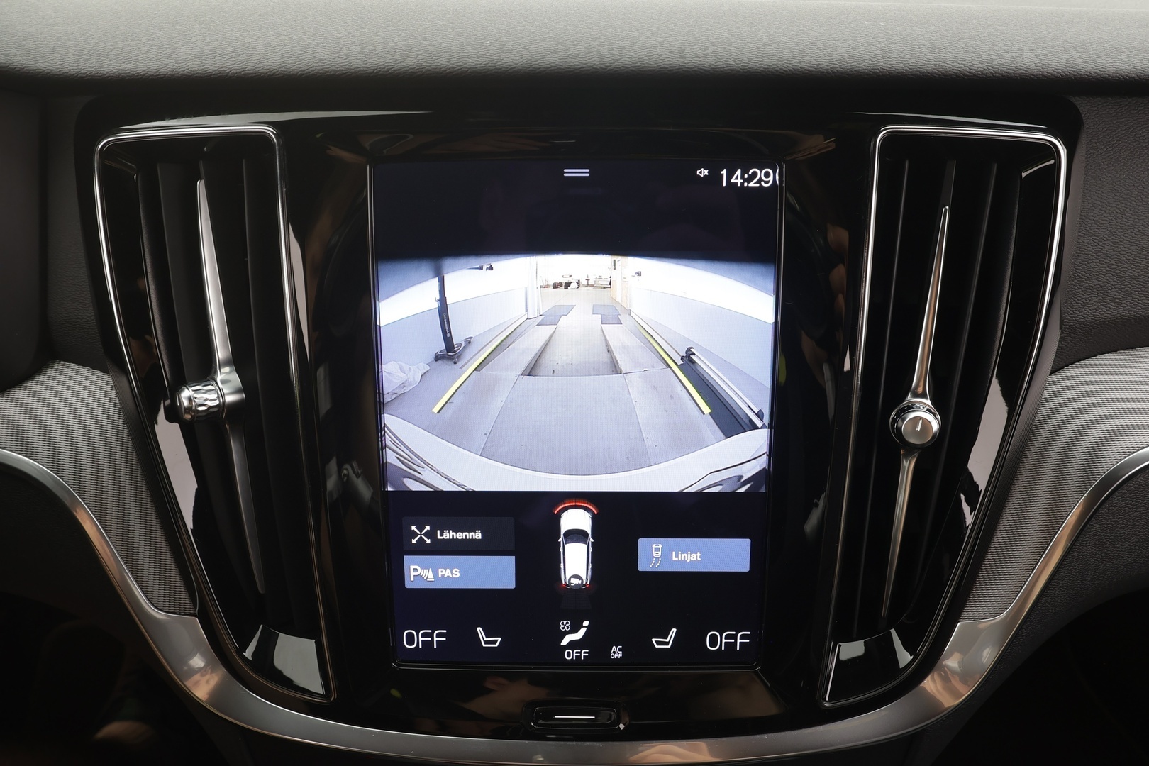 VOLVO V60 2022