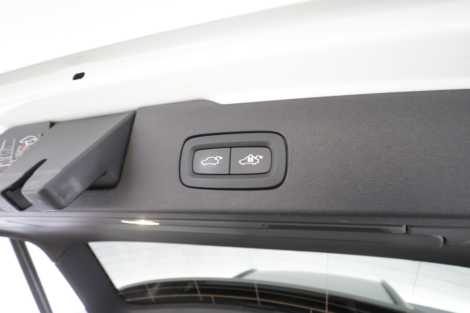 VOLVO V60 2022
