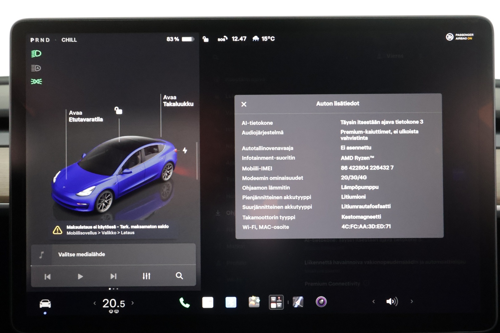 TESLA Model 3 2022