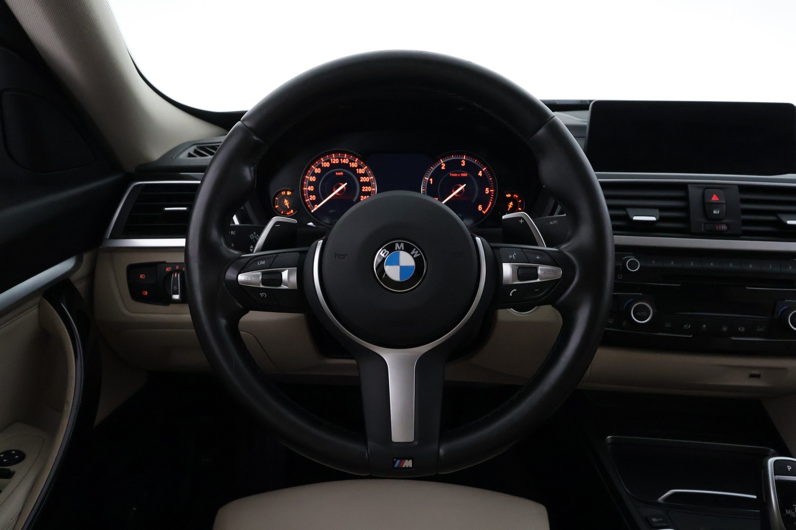 BMW 320 Gran Turismo 2020