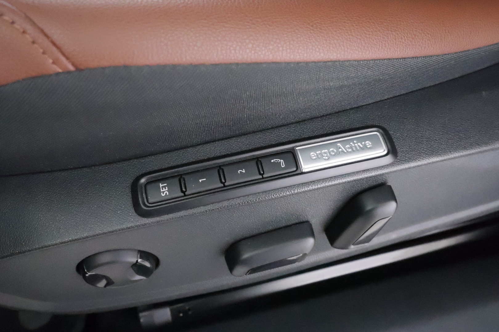 VOLKSWAGEN ID.4 2024