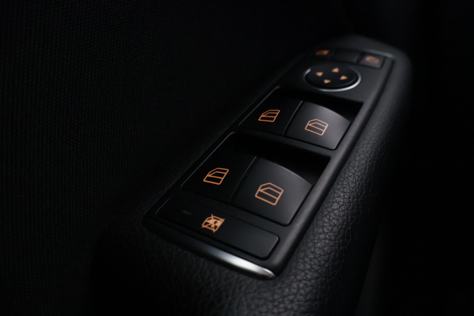 MERCEDES-BENZ B 2013