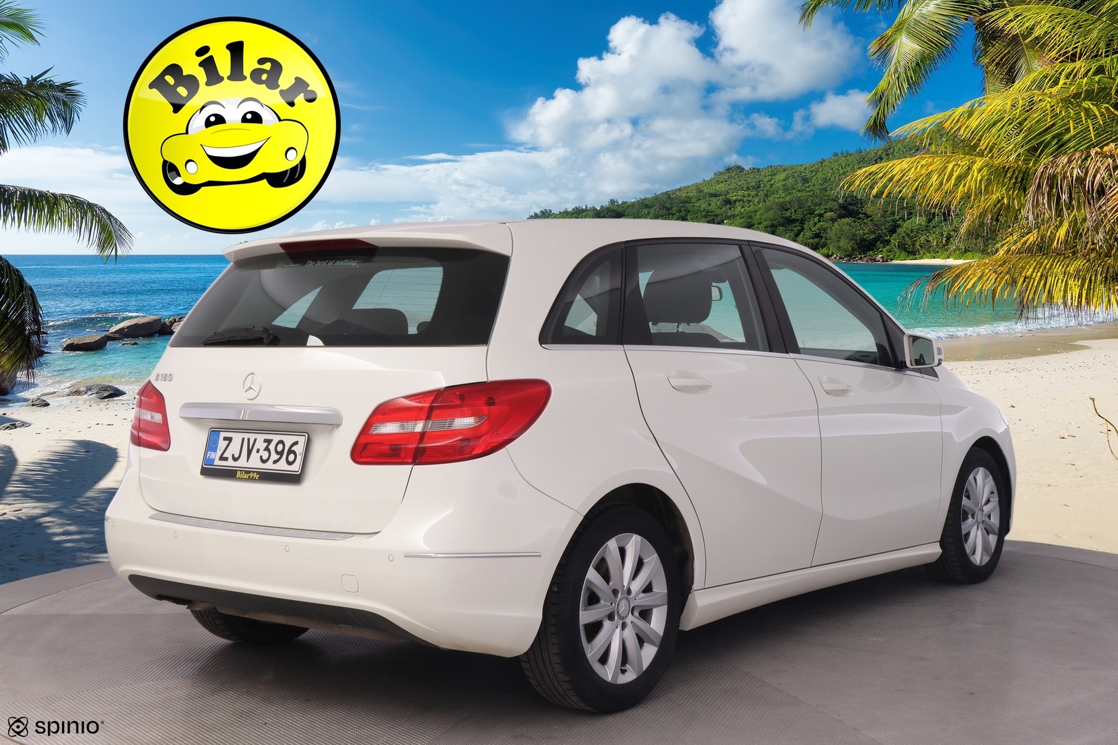 MERCEDES-BENZ B 2013