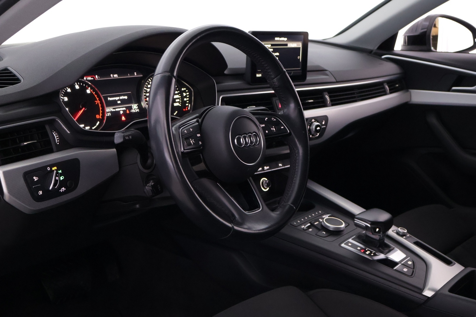 AUDI A4 2016