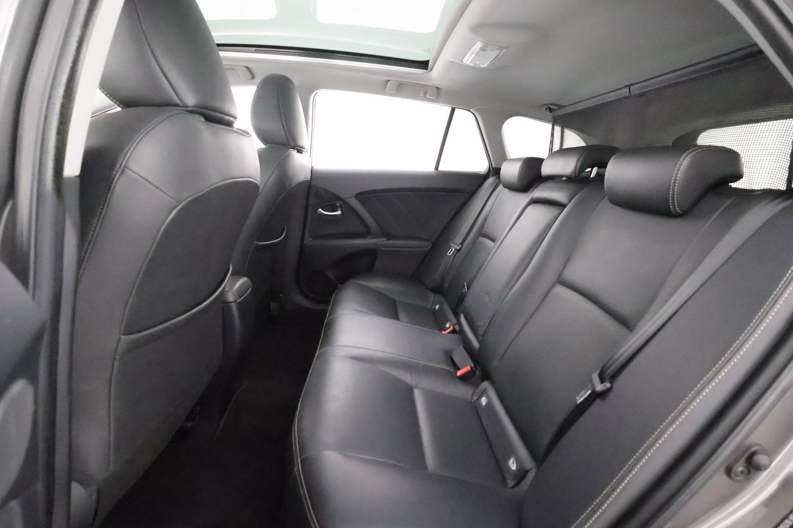 TOYOTA Avensis 2017