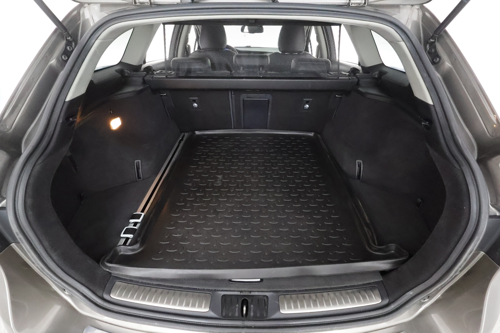 TOYOTA Avensis 2017