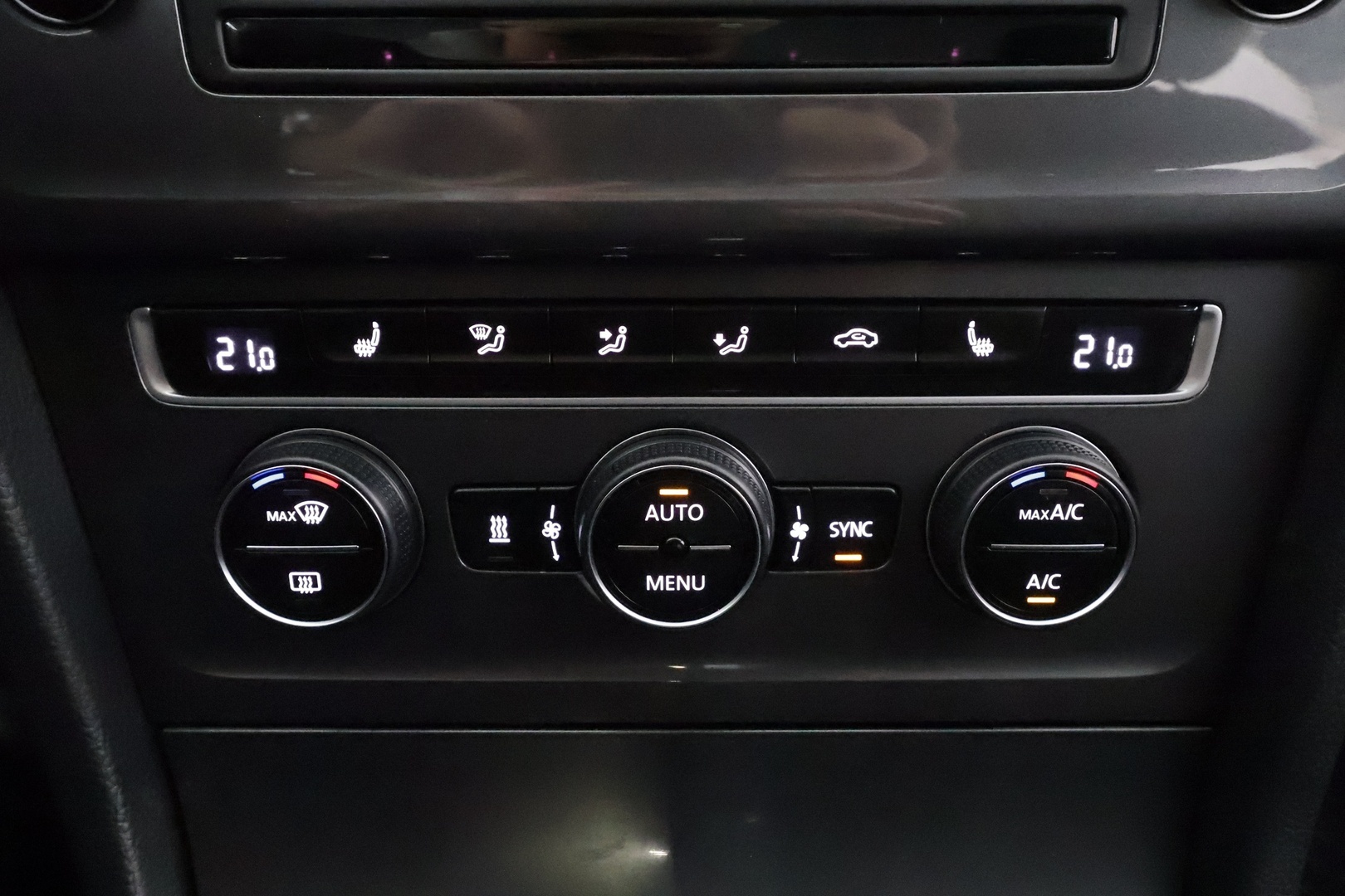 VOLKSWAGEN Golf 2017