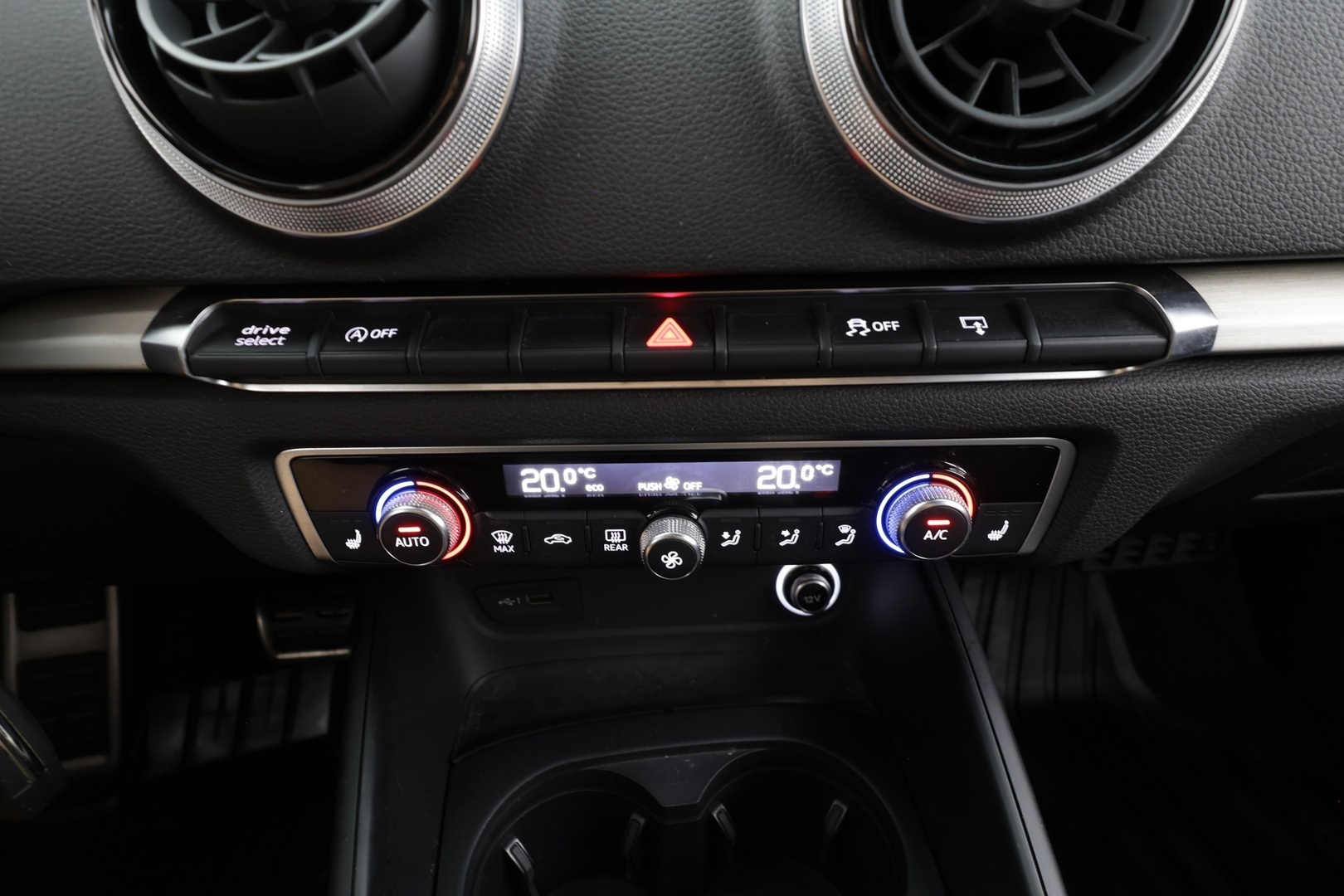 AUDI A3 2017