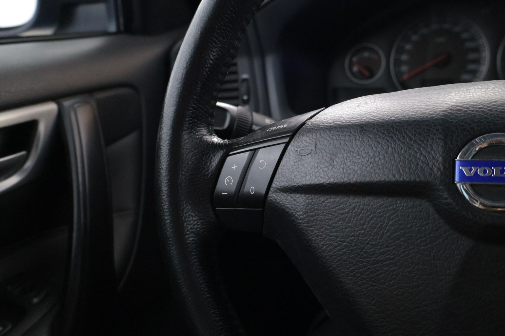 VOLVO XC70 2005