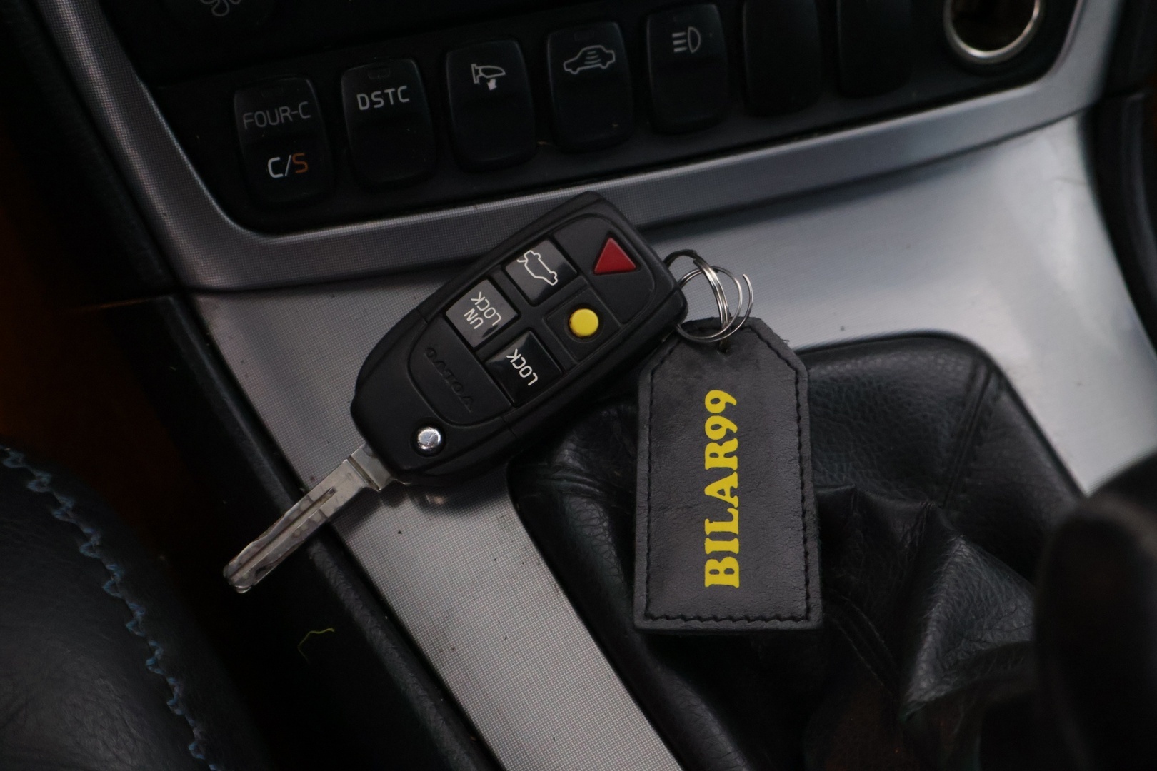 VOLVO XC70 2005