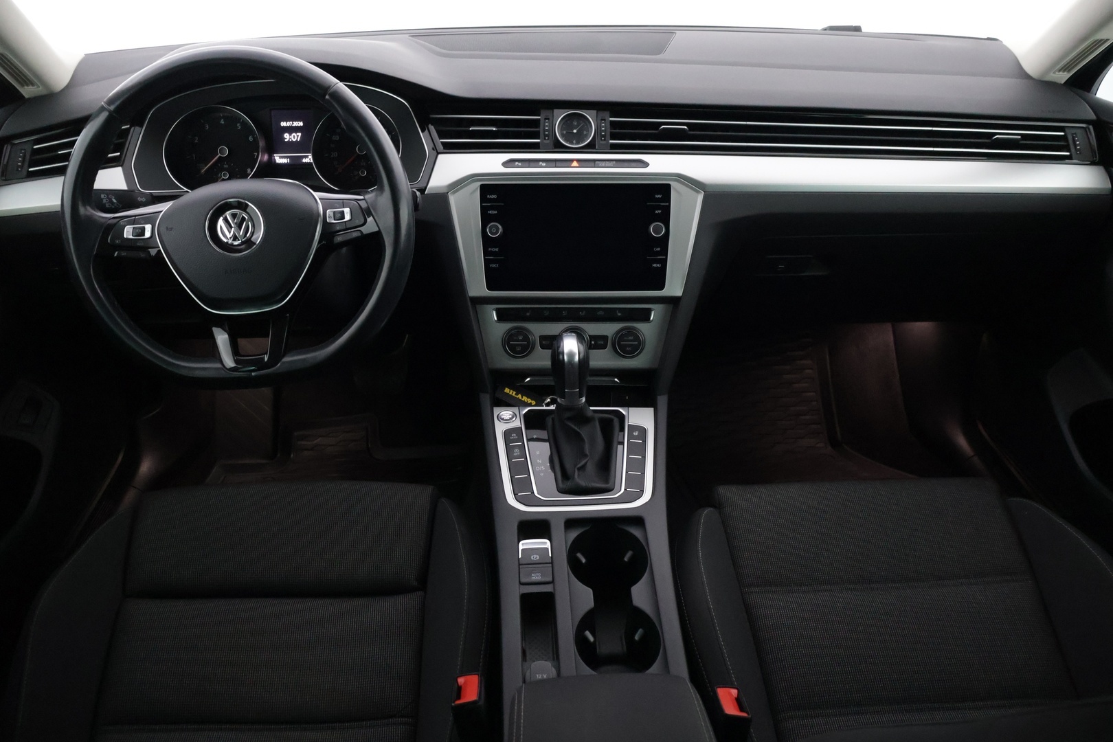 VOLKSWAGEN Passat 2018