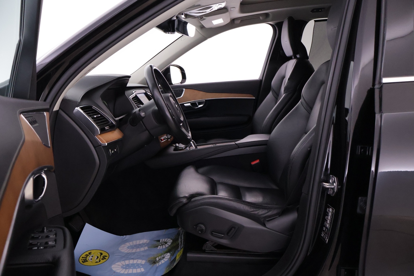 VOLVO XC90 2019