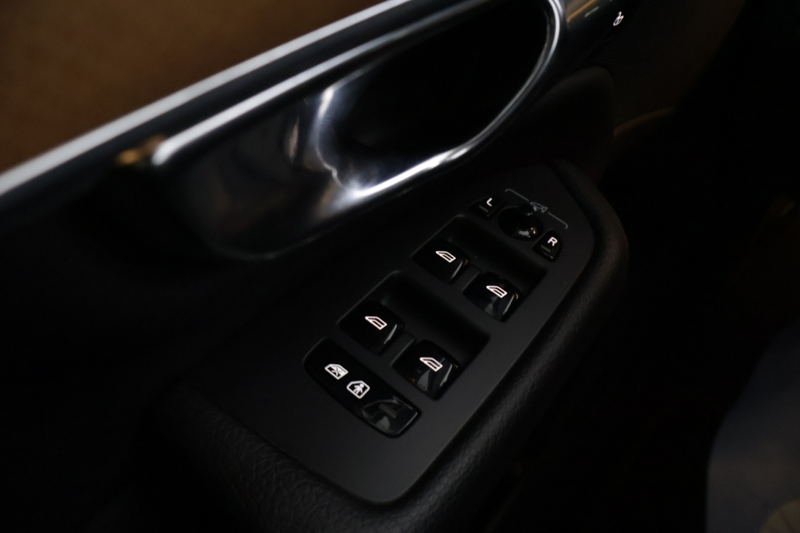 VOLVO XC90 2019