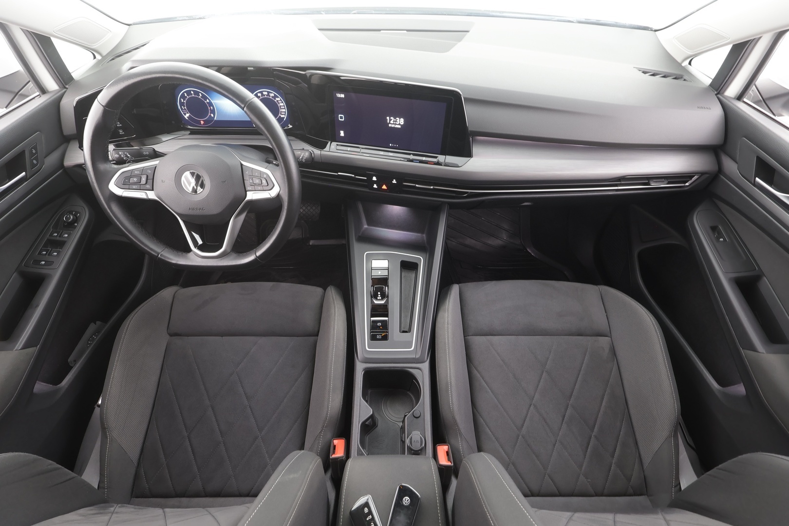 VOLKSWAGEN Golf 2022