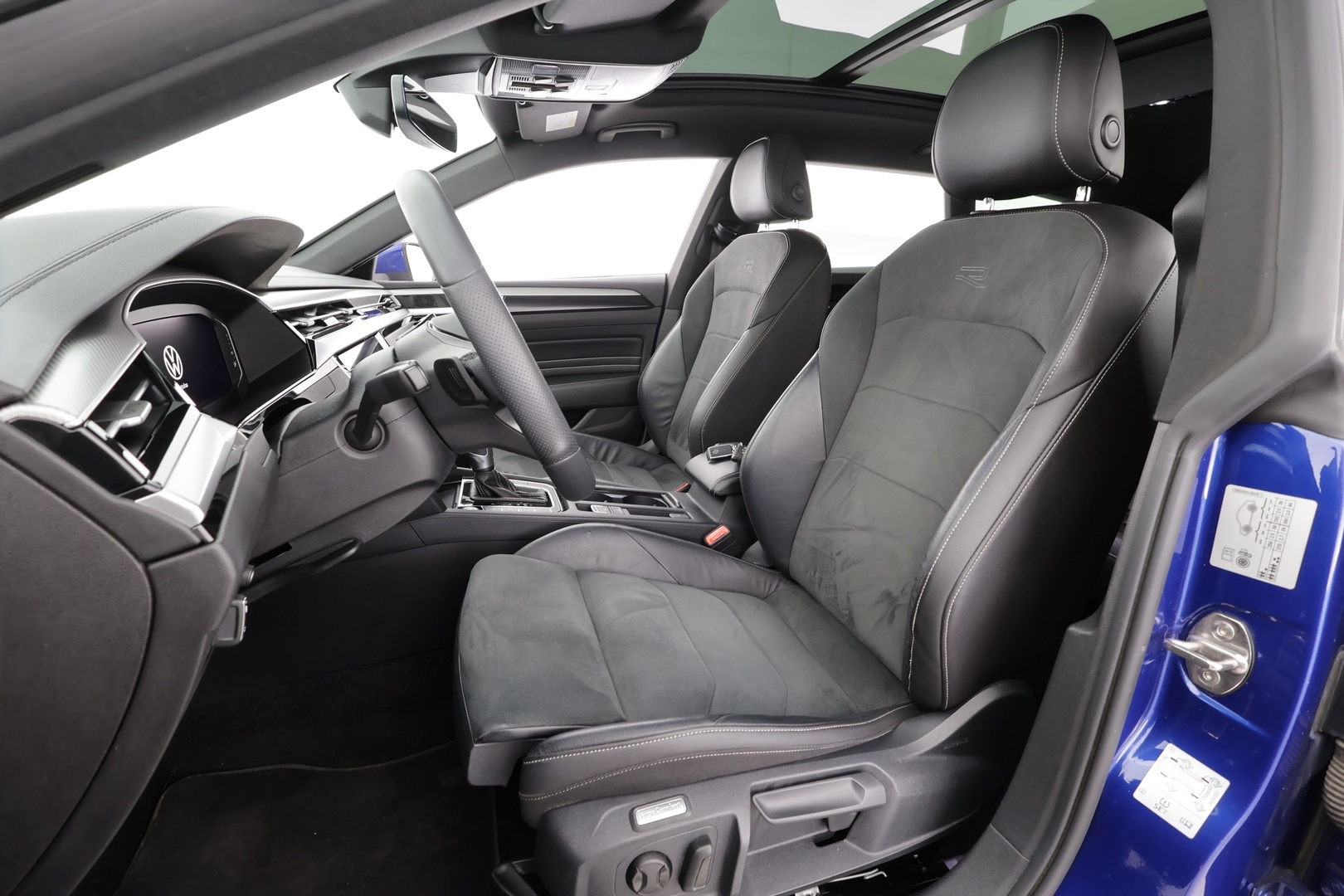 VOLKSWAGEN Arteon 2022