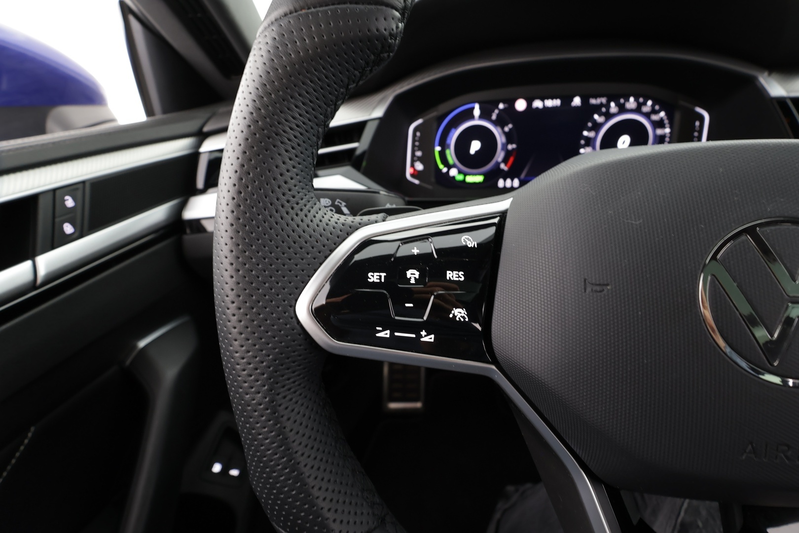 VOLKSWAGEN Arteon 2022