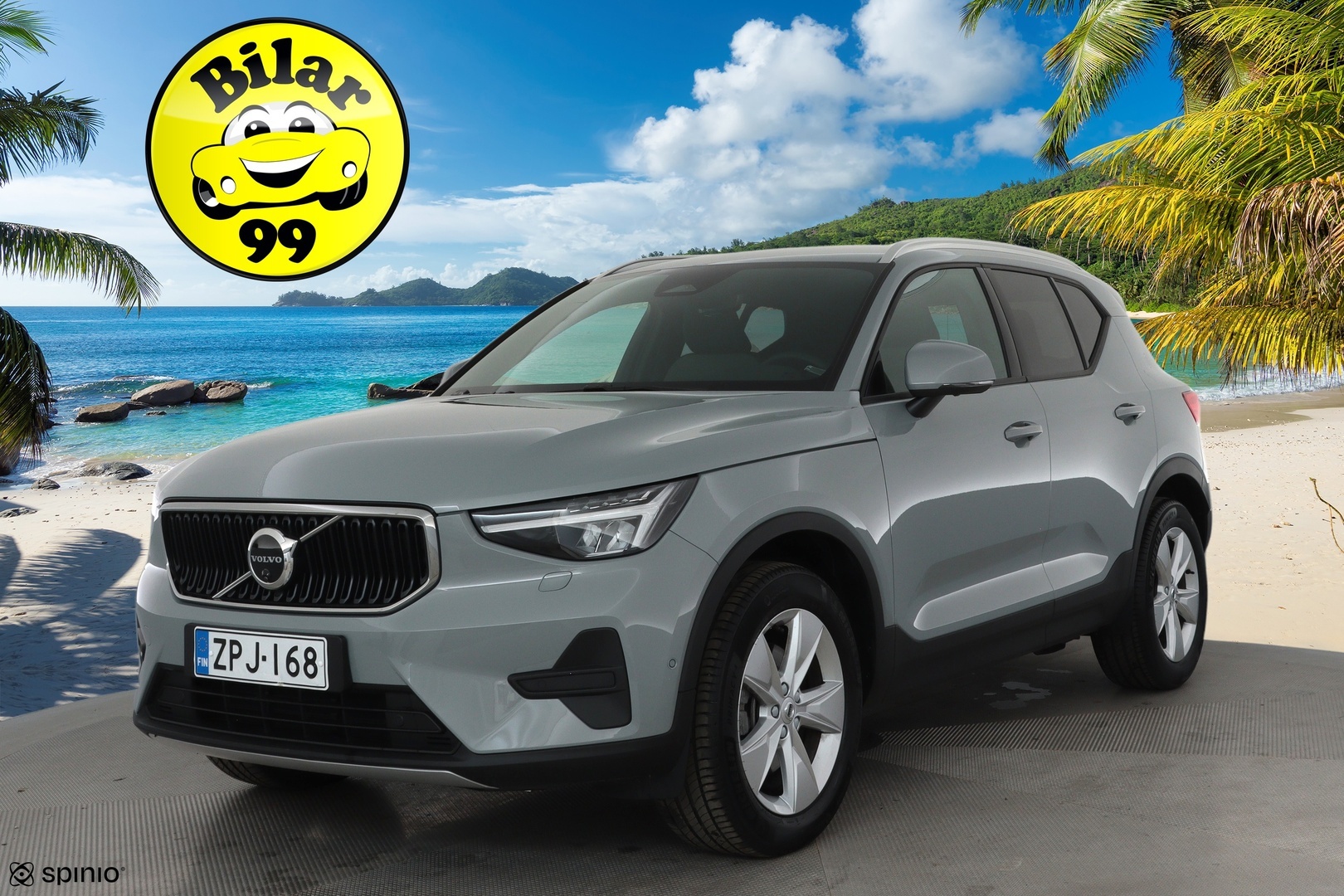 VOLVO XC40 2025