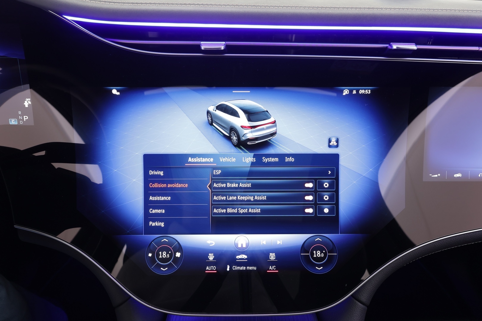 MERCEDES-BENZ EQE SUV 2023