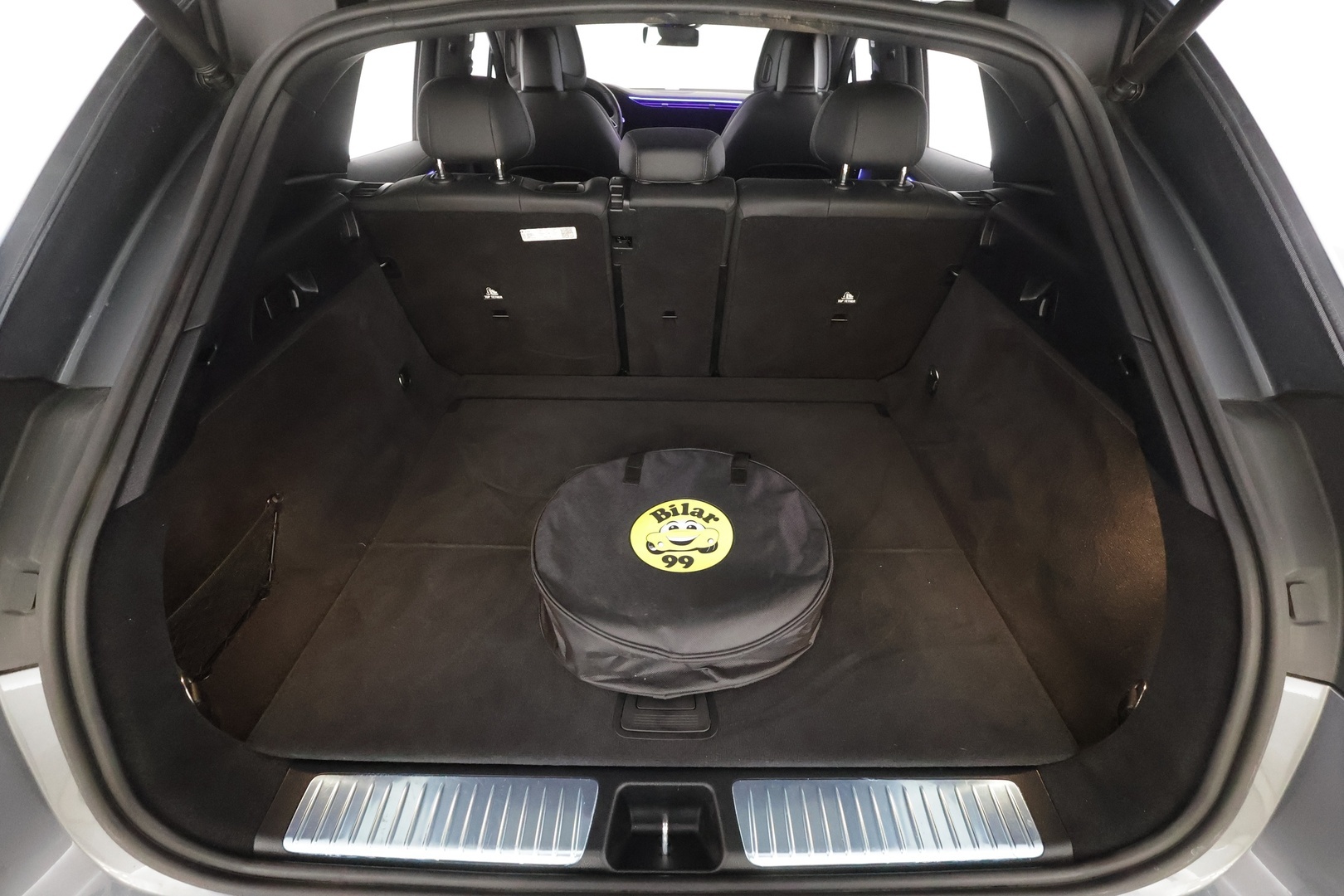 MERCEDES-BENZ EQE SUV 2023