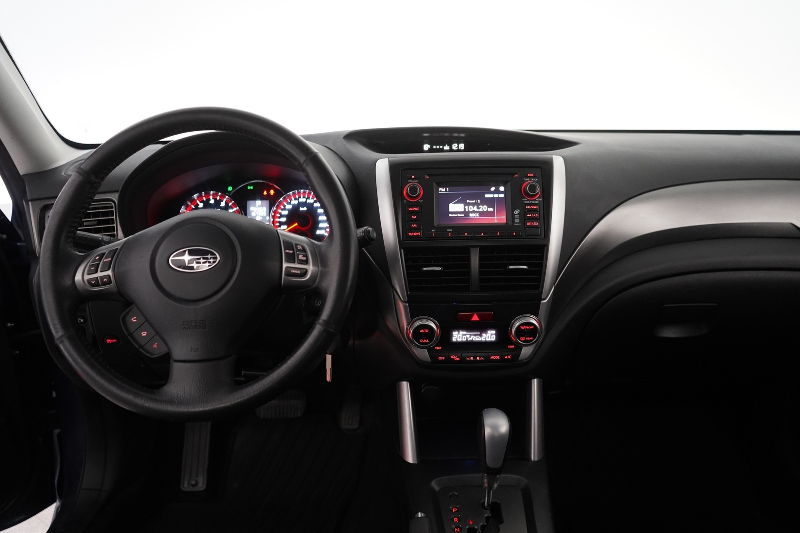 SUBARU Forester 2012