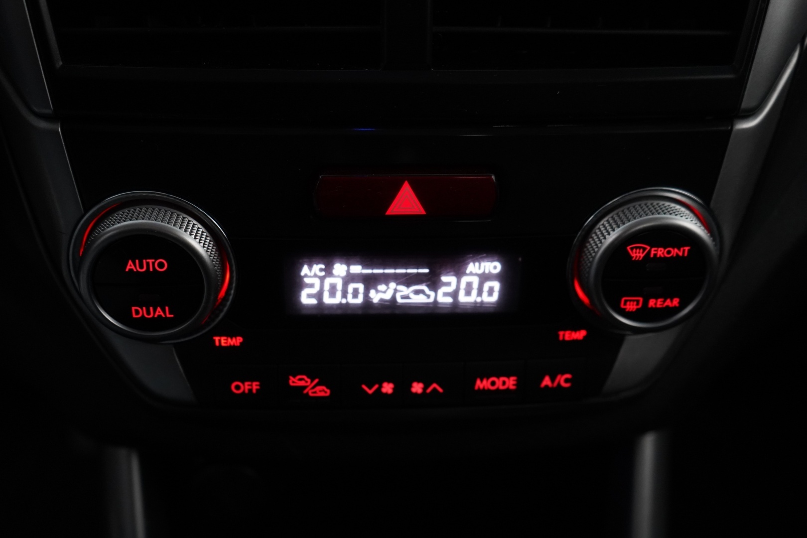 SUBARU Forester 2012