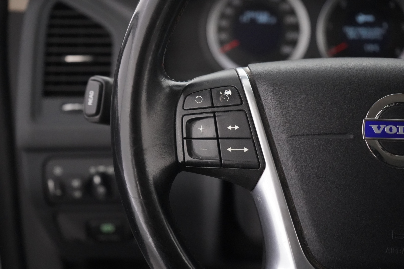 VOLVO XC60 2009