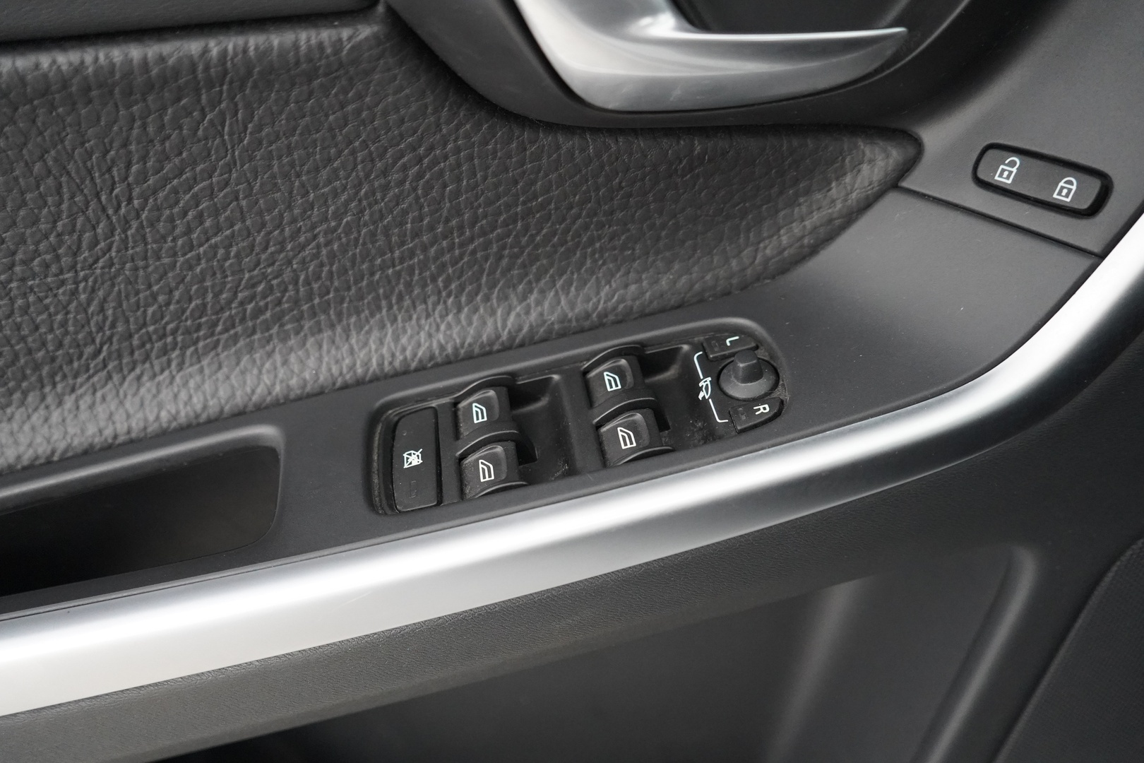 VOLVO XC60 2009
