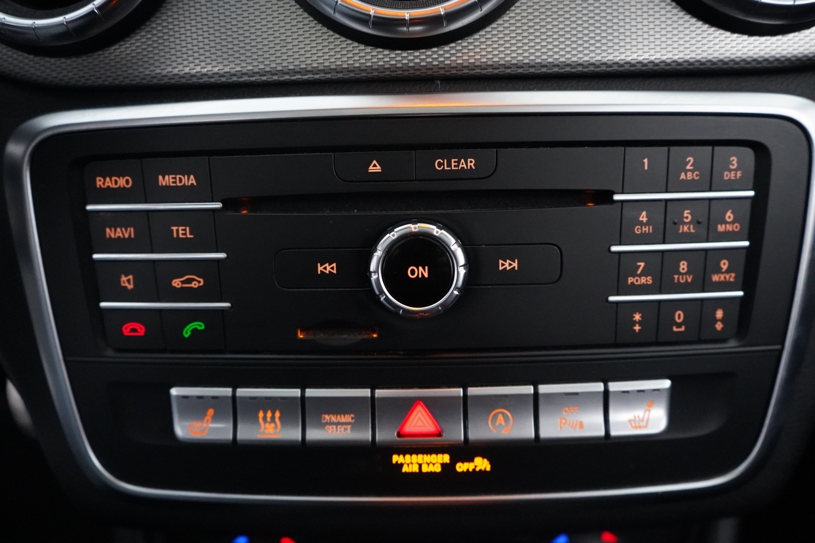 MERCEDES-BENZ CLA 2016