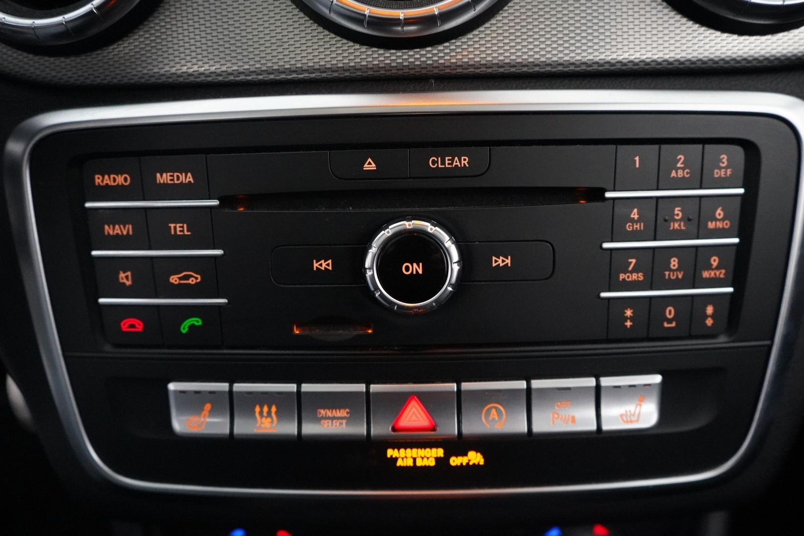 MERCEDES-BENZ CLA 2016