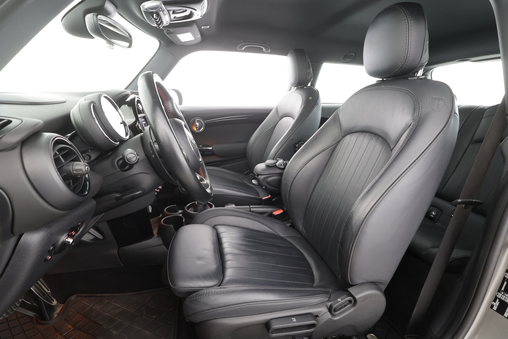 MINI Hatchback 2019