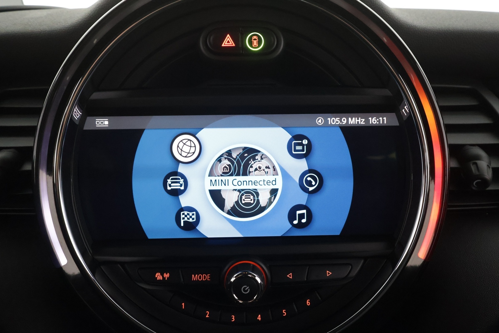 MINI Hatchback 2019