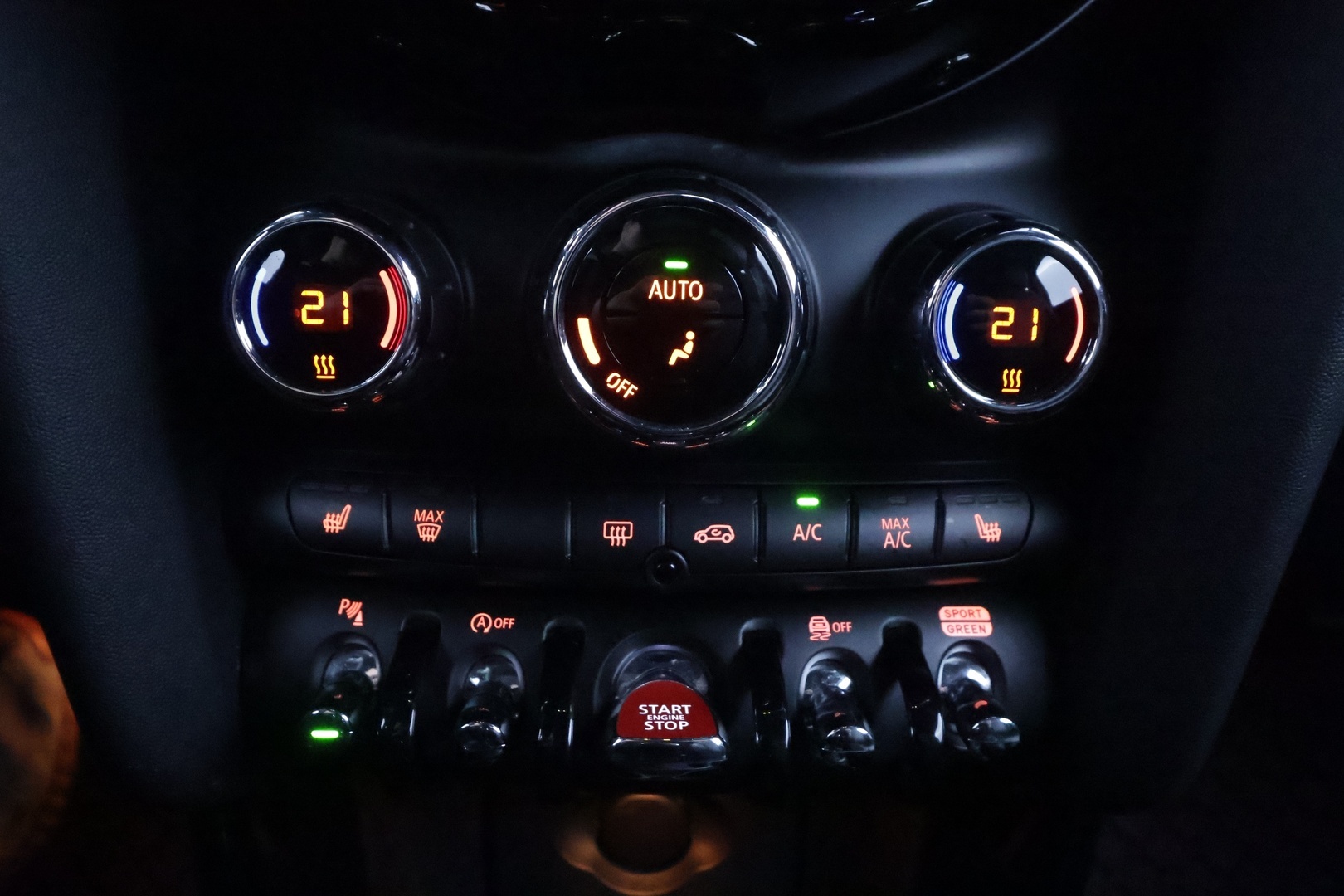 MINI Hatchback 2019