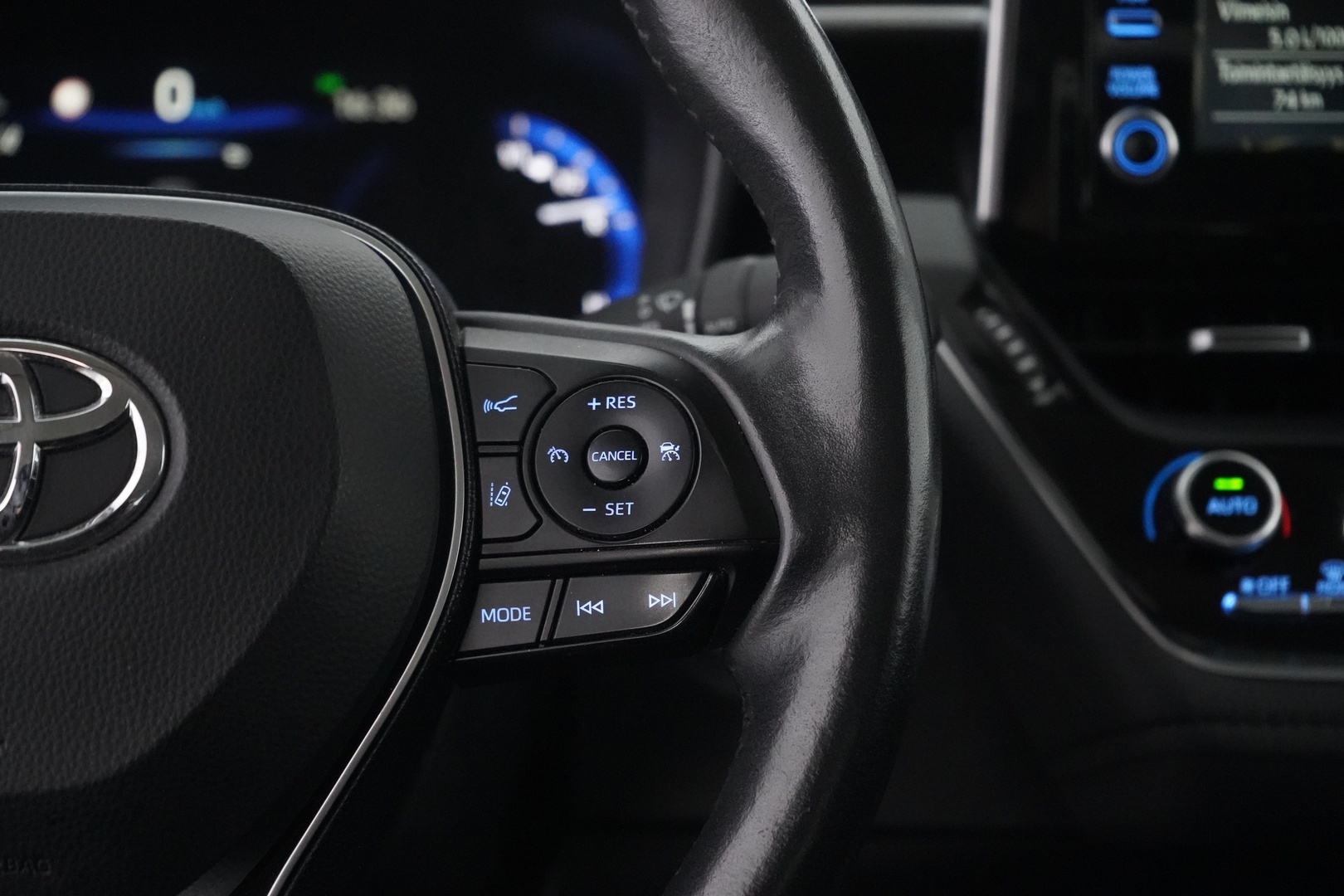 TOYOTA Corolla 2019