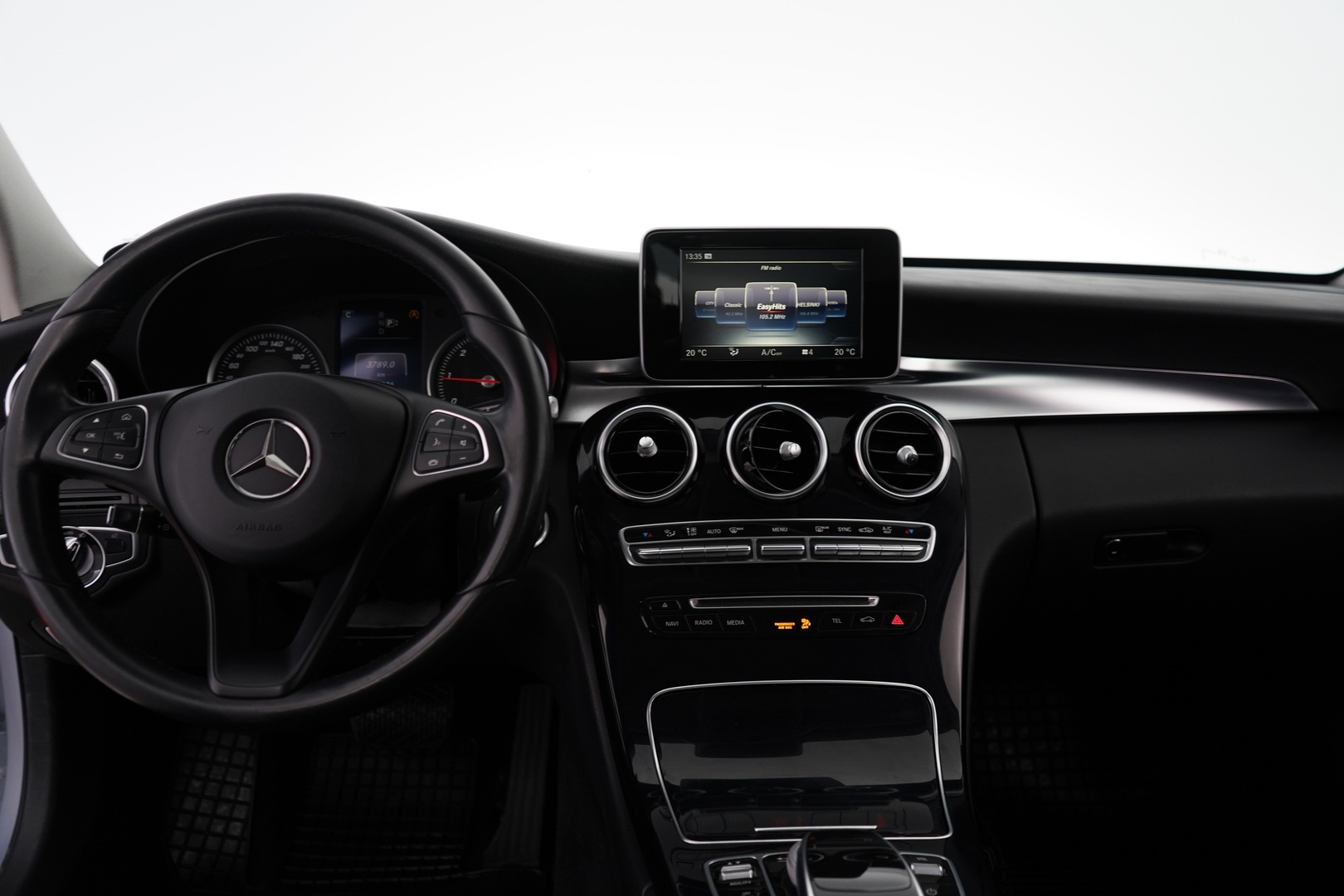 MERCEDES-BENZ C 2015