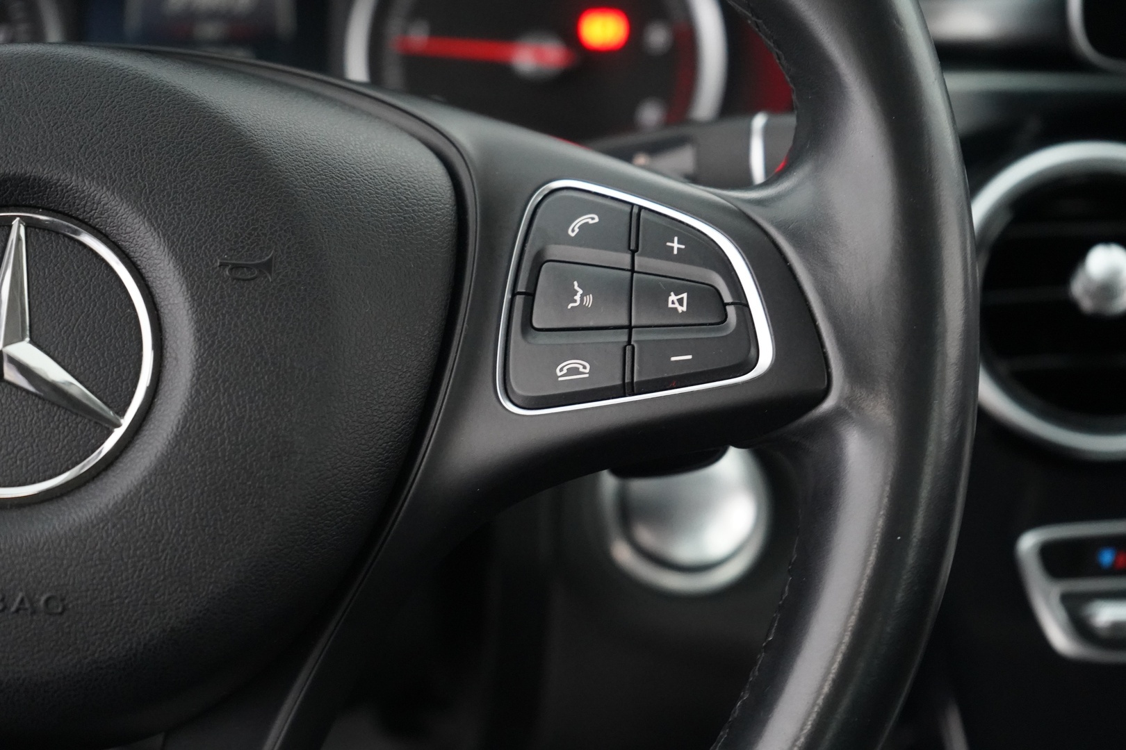 MERCEDES-BENZ C 2015