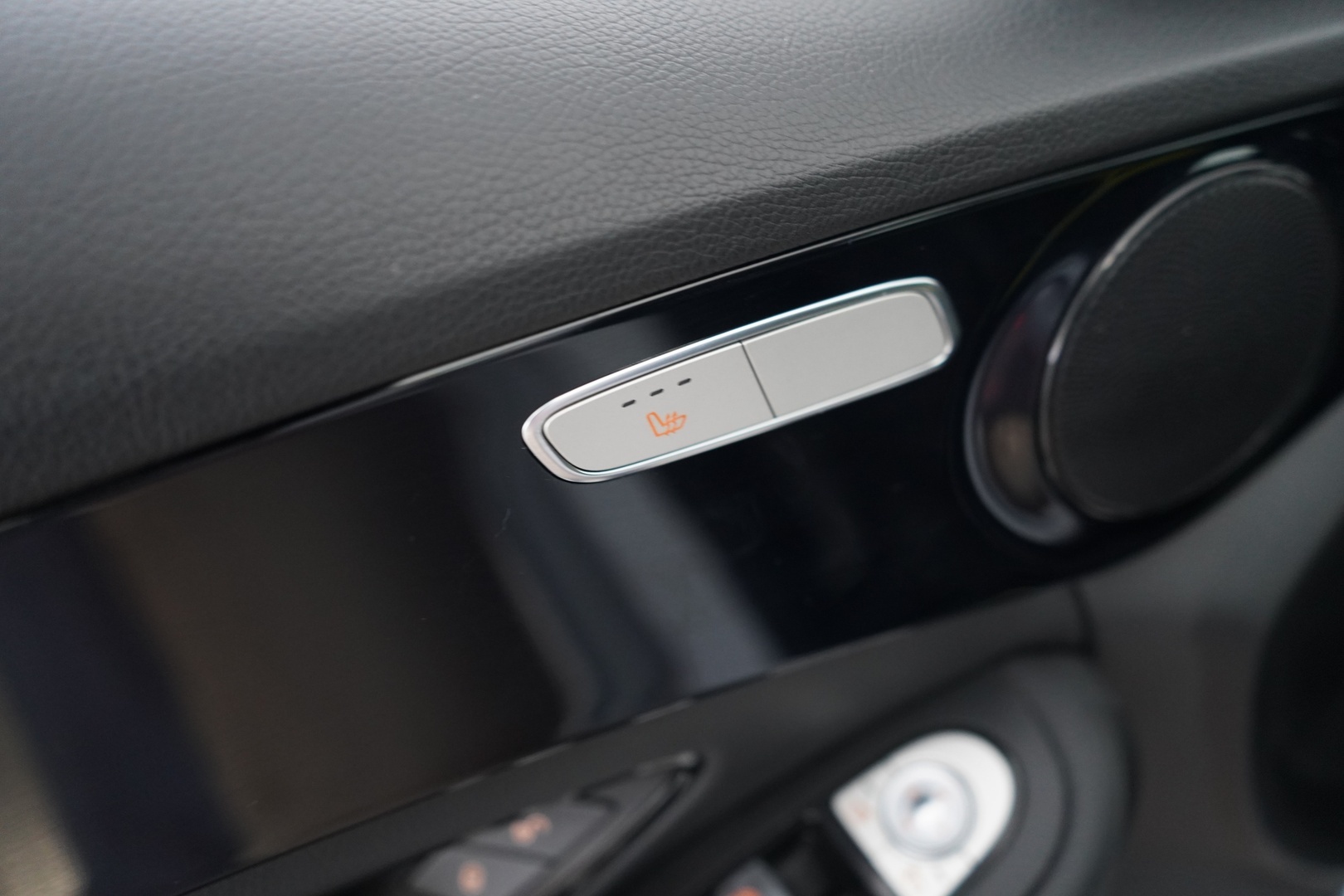 MERCEDES-BENZ C 2015