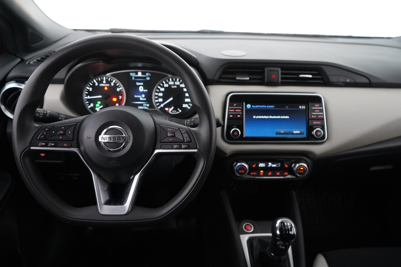 NISSAN Micra 2018