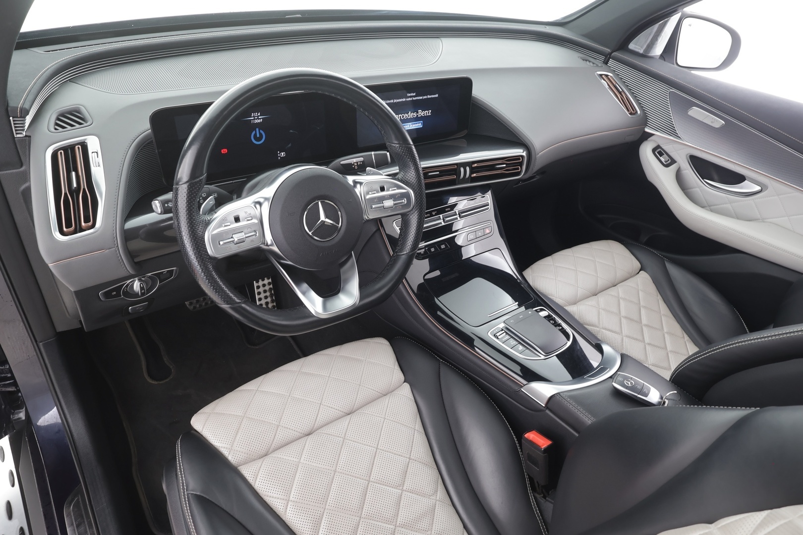 MERCEDES-BENZ EQC 2021