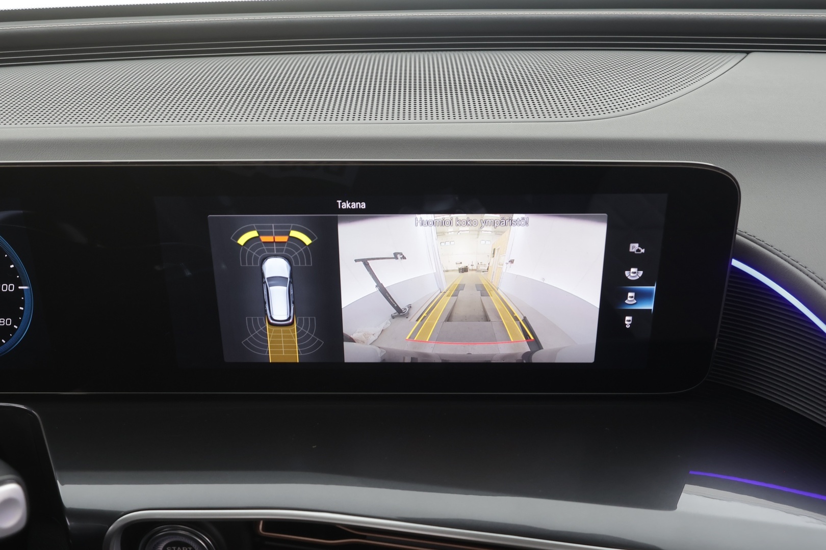 MERCEDES-BENZ EQC 2021