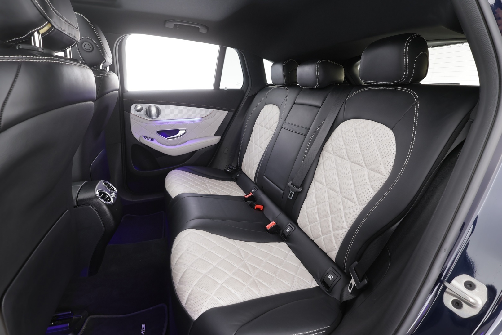 MERCEDES-BENZ EQC 2021