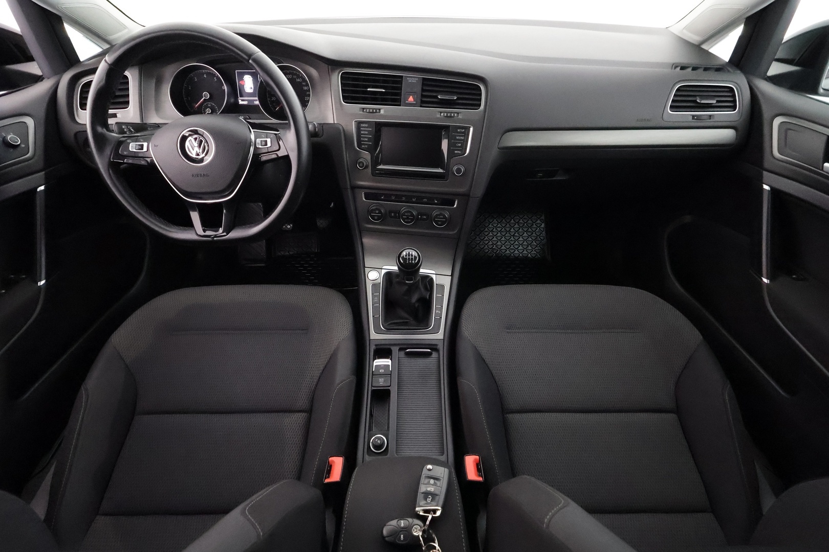 VOLKSWAGEN Golf 2014