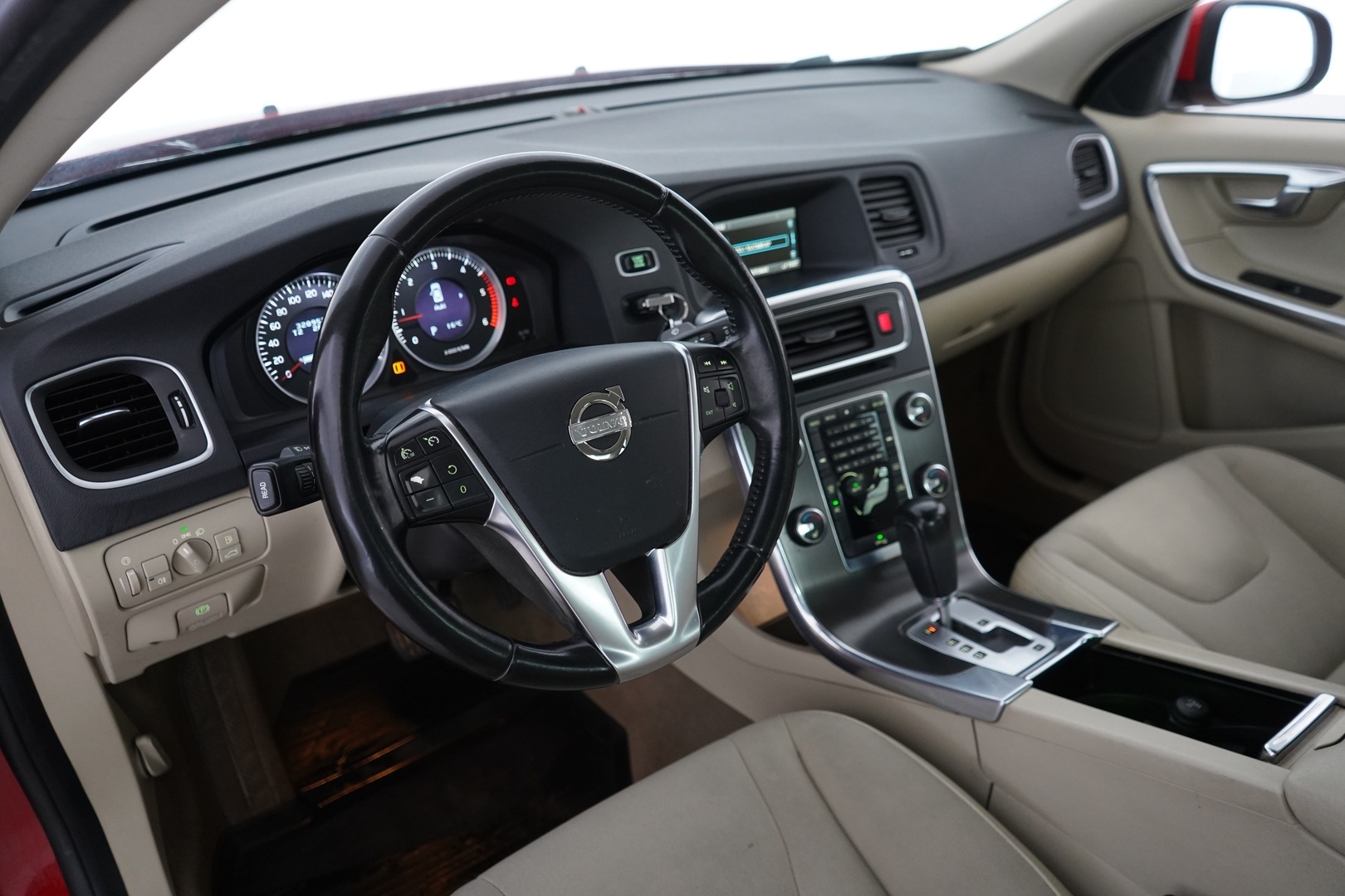 VOLVO S60 2011
