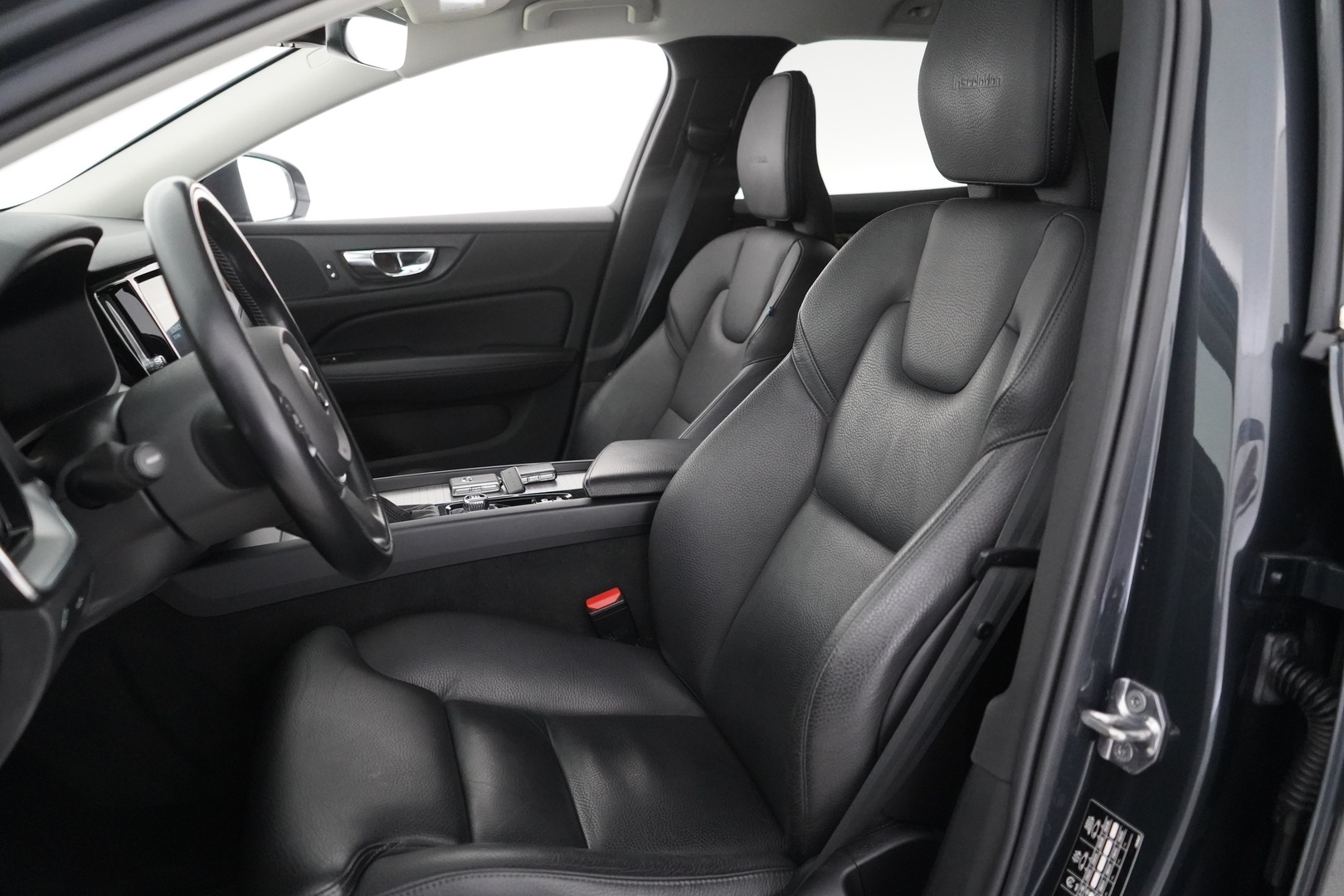 VOLVO V60 2019