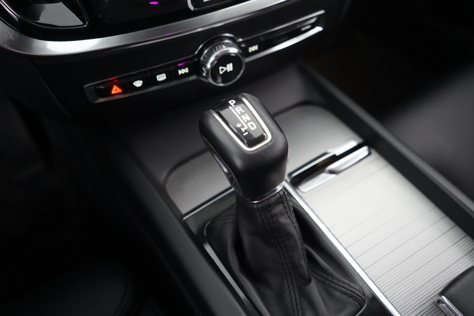 VOLVO V60 2019