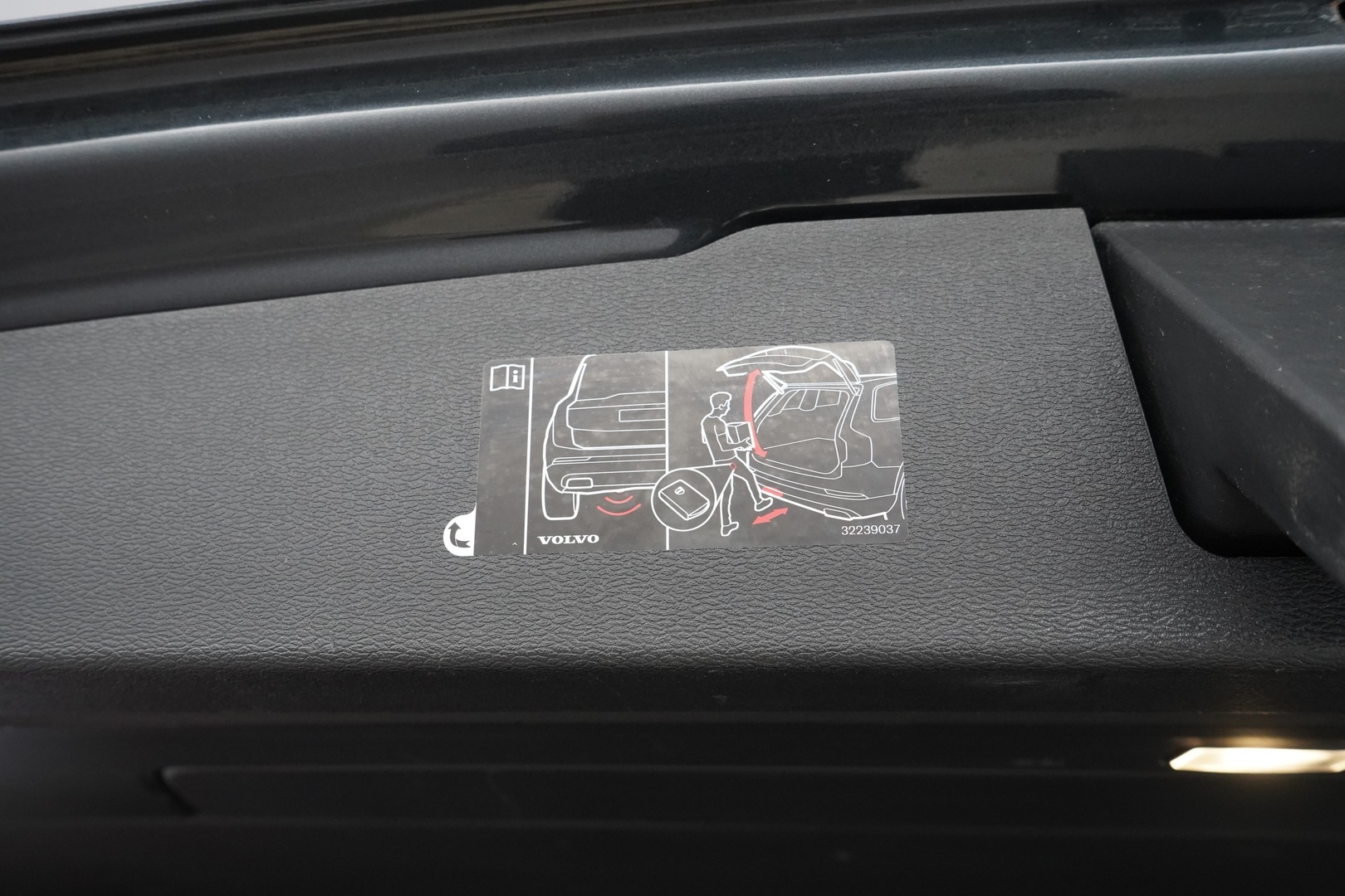 VOLVO V60 2019