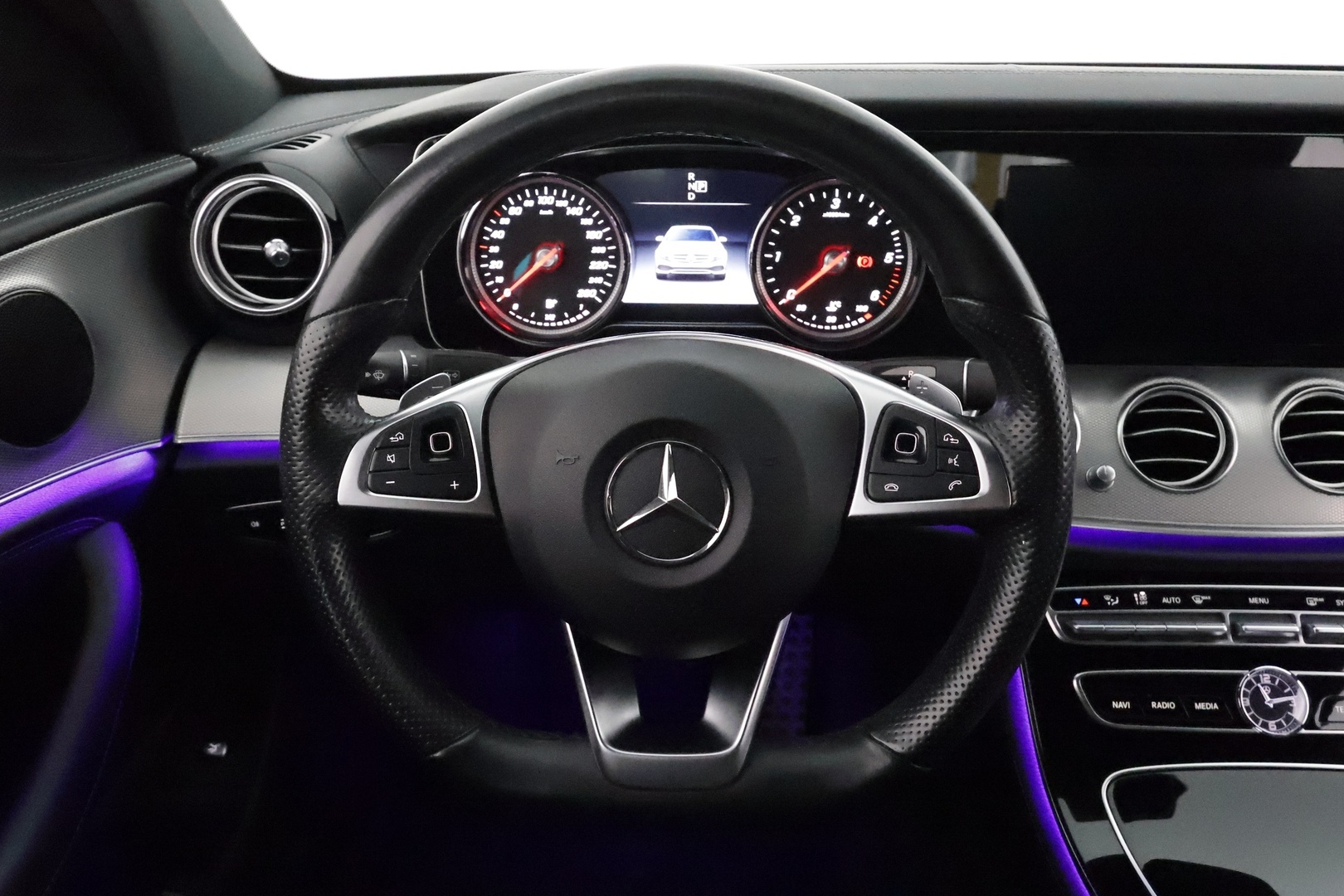 MERCEDES-BENZ E 2017