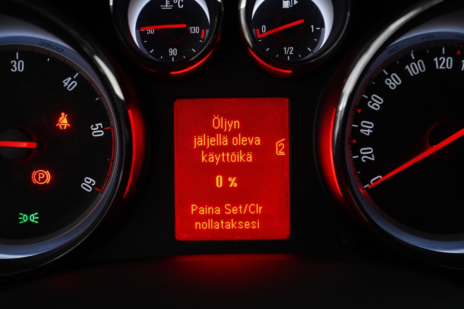 OPEL Astra 2011
