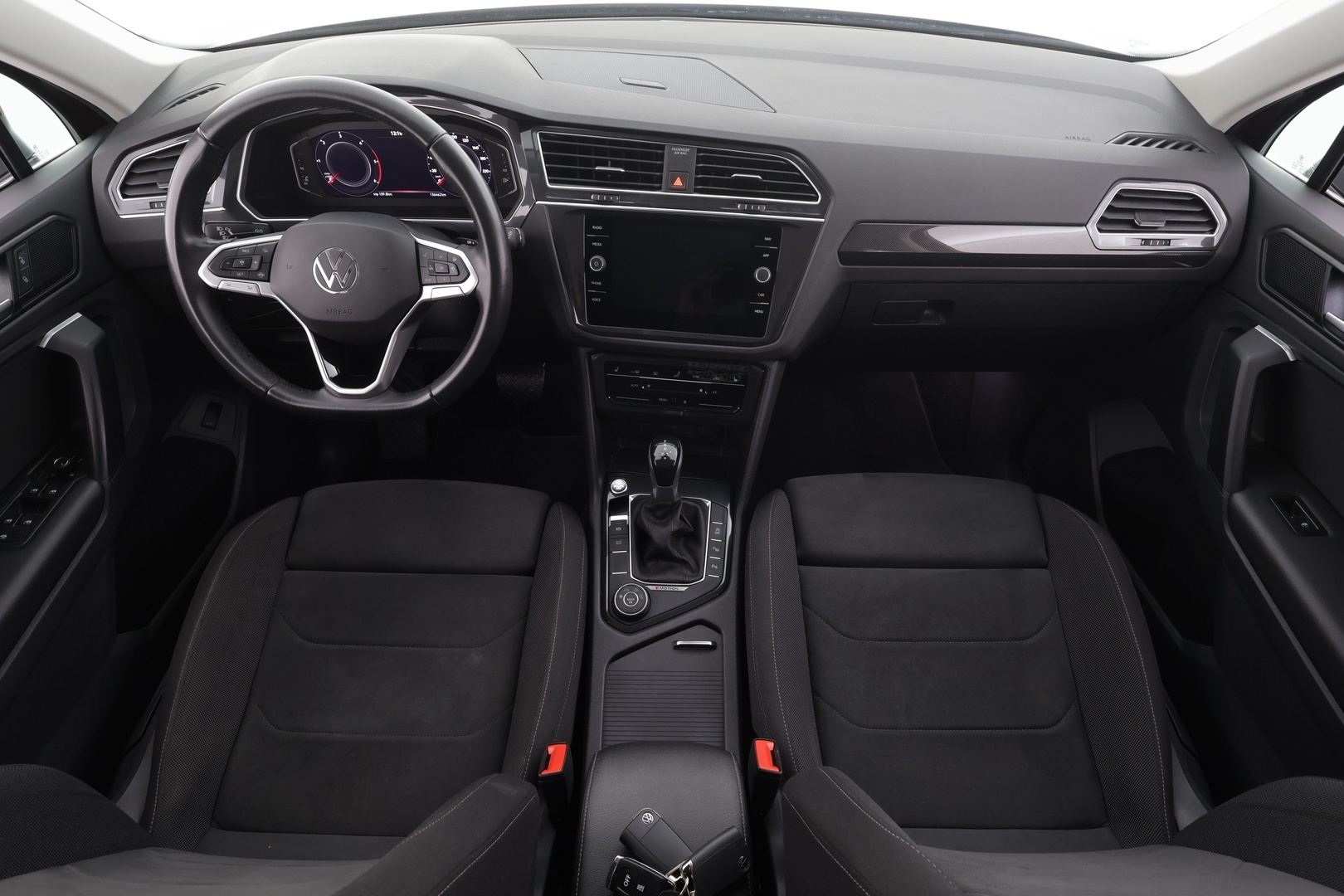 VOLKSWAGEN Tiguan 2022